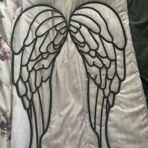 Angel wing wall decor